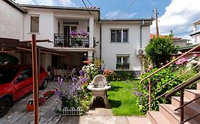 Bogdanoski Studios & Guest Rooms
